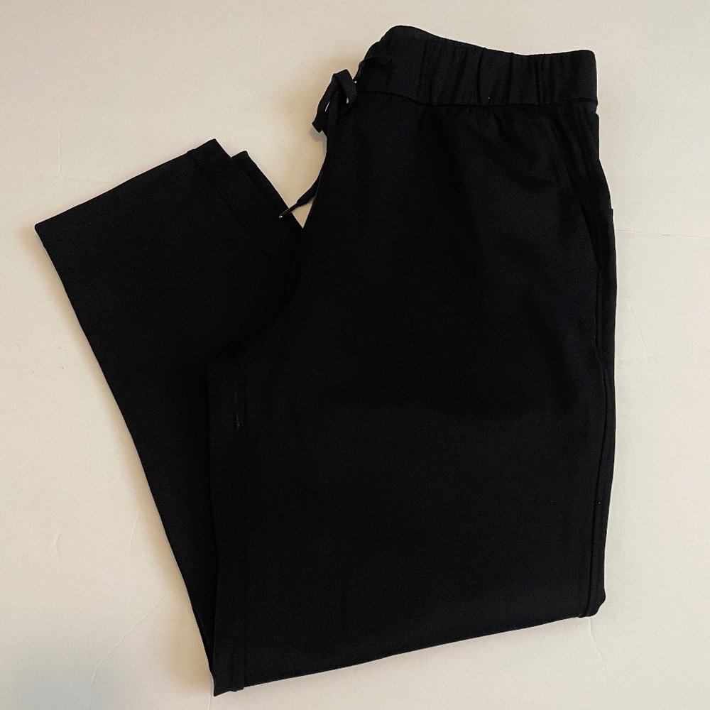 Women’s jogger pants